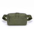 Zeeksack Crossbody Organizer i Ranger Green med grön axelrem och framficka.