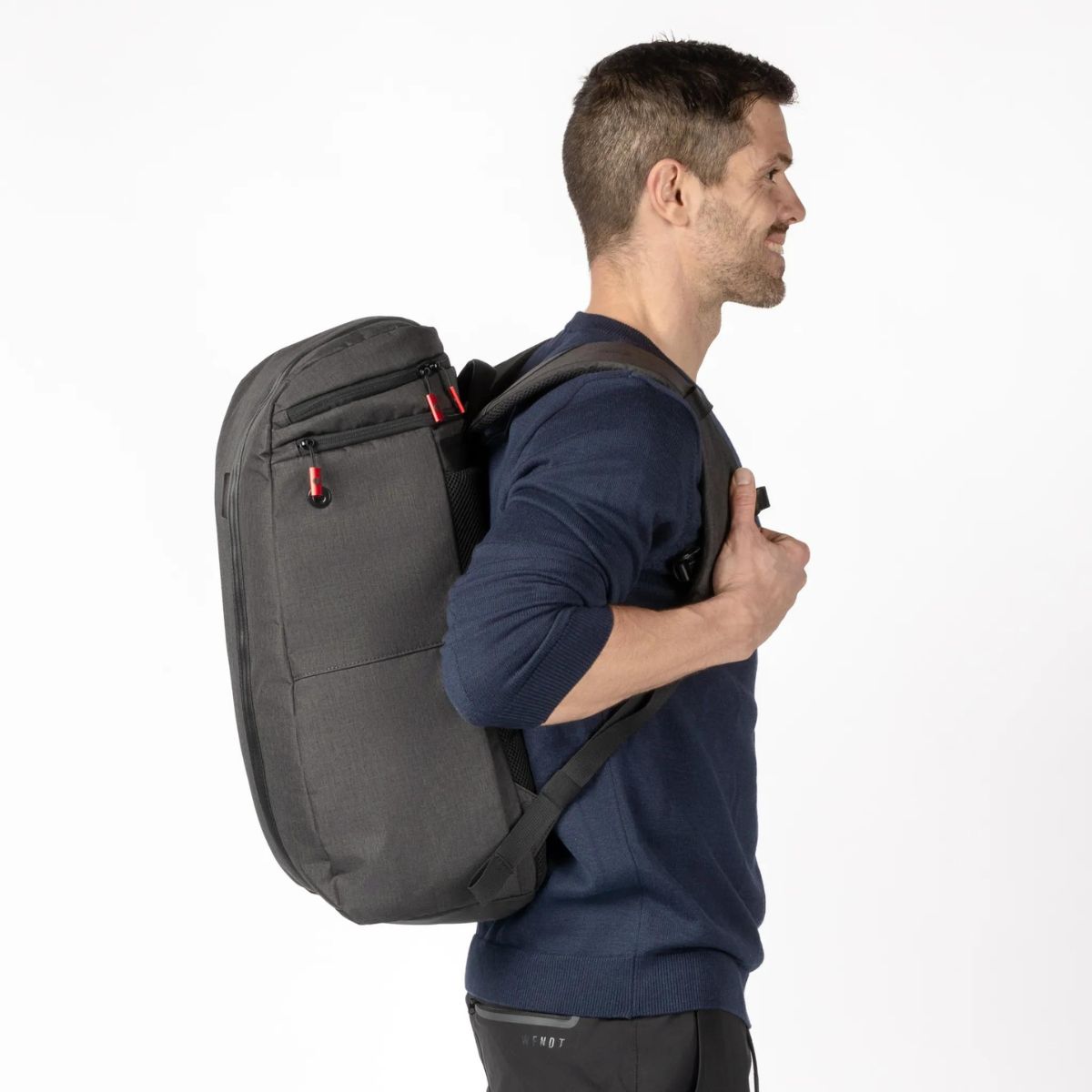 Praktisk Multifunktionell Ryggsäck 30L - Perfekt för Resor & Vardag ...